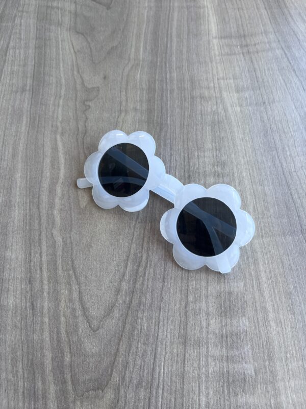 Kids Sunglasses | Flower - Image 4