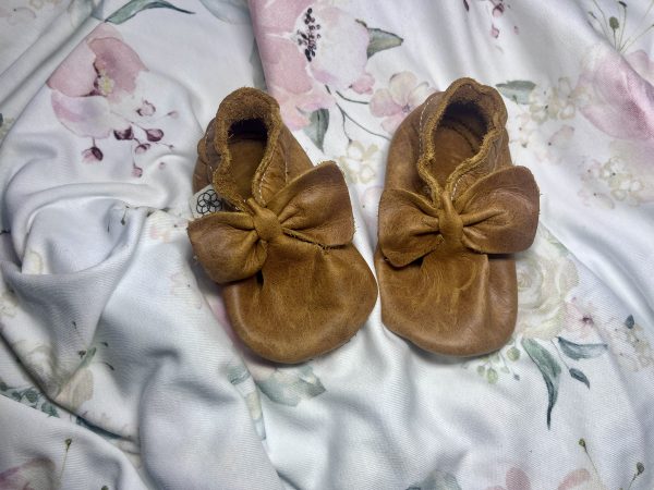 Bow Leather shoes | Tan - Image 2